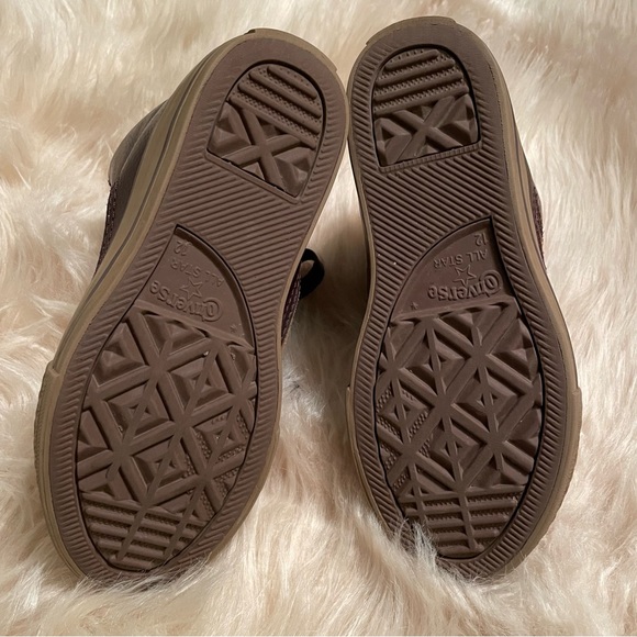 EUC boys hi top Converse - Picture 2 of 3